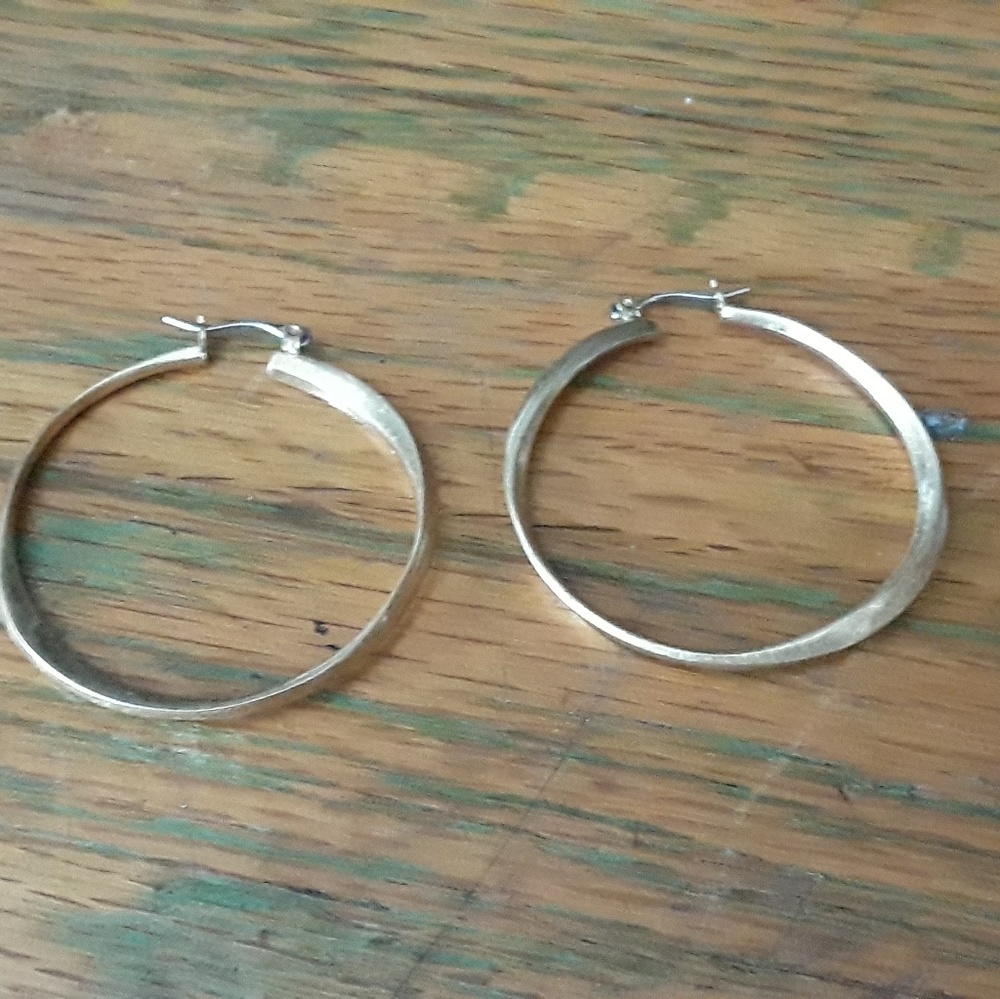 Chloe + Isabel Tidal Hoops